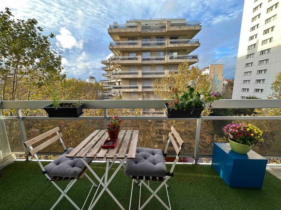 The Coziest 1B&B Near L'Etoile Levallois-Perret Bagian luar foto