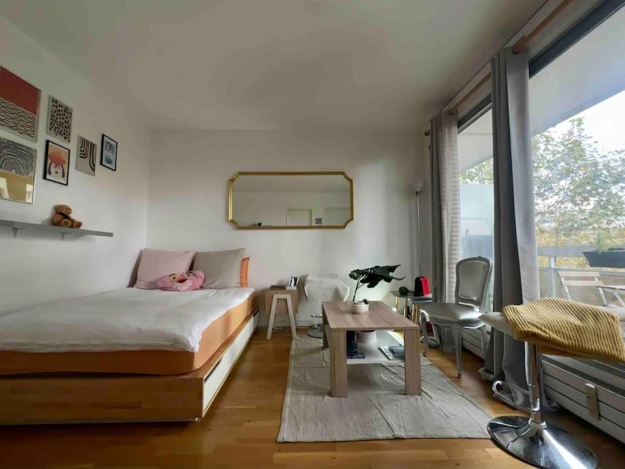 The Coziest 1B&B Near L'Etoile Levallois-Perret Bagian luar foto